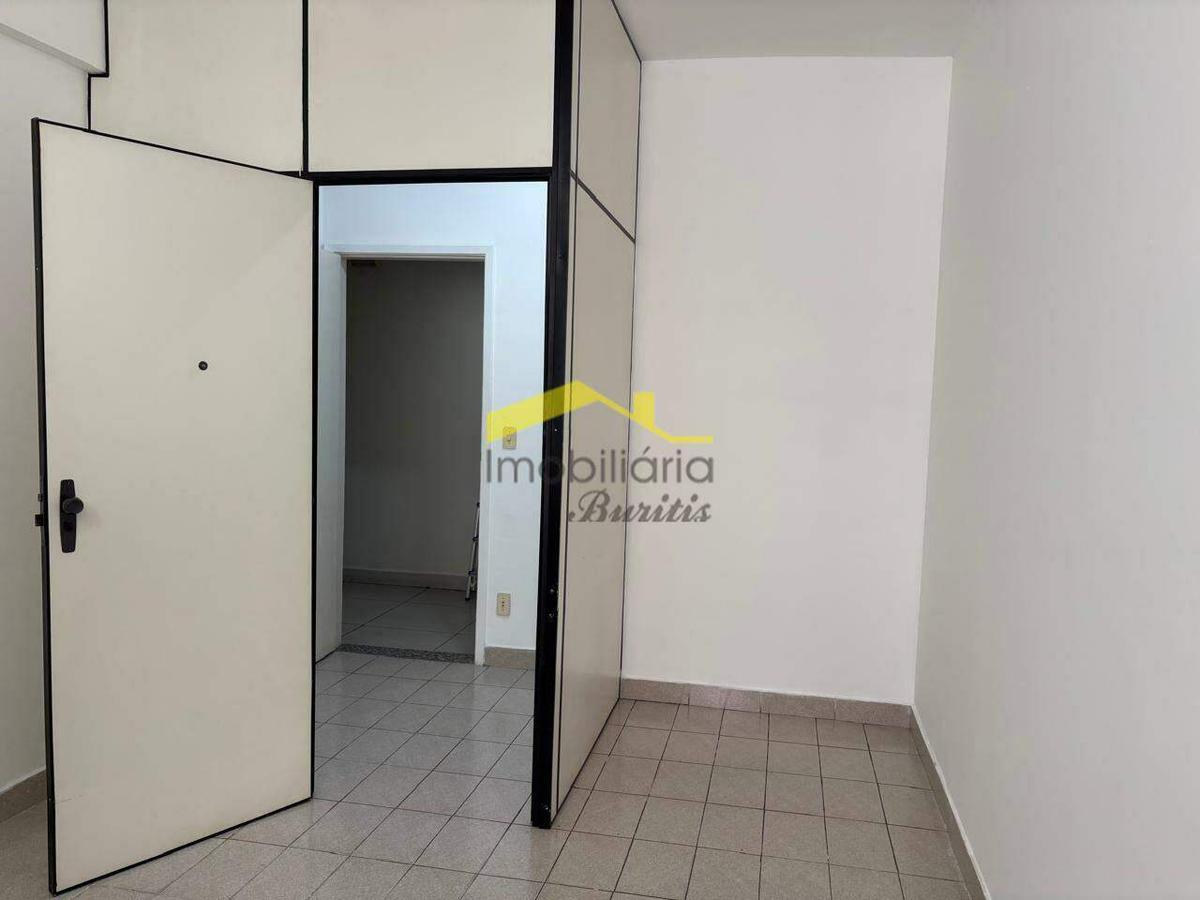 Sala, Centro