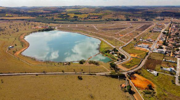 Lote, Pontevila, 0 Quarto, 0 Vaga