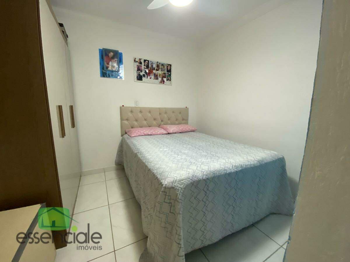 Casa, Conjunto Água Branca, 4 Quartos, 3 Vagas, 1 Suíte