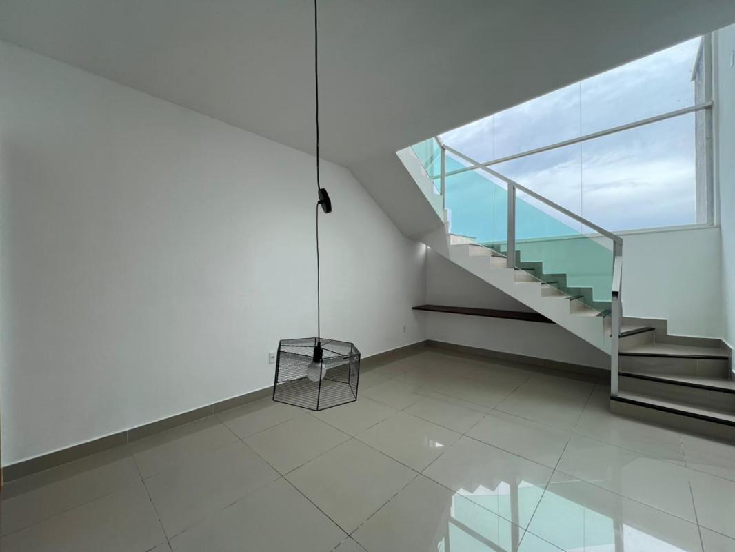 Cobertura, Cabral, 2 Quartos, 2 Vagas, 1 Suíte