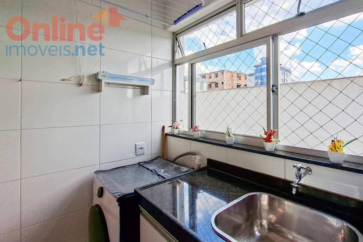 Apartamento, Sagrada Família, 3 Quartos, 0 Vaga, 2 Suítes