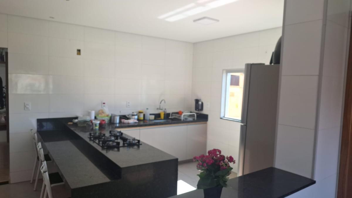 Casa, Palmeiras, 12 Quartos, 2 Vagas, 1 Suíte