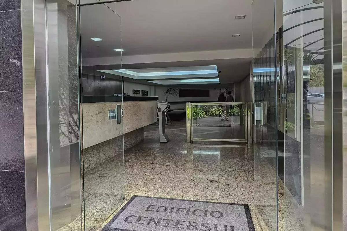 Sala, Lourdes, 0 Quarto, 1 Vaga