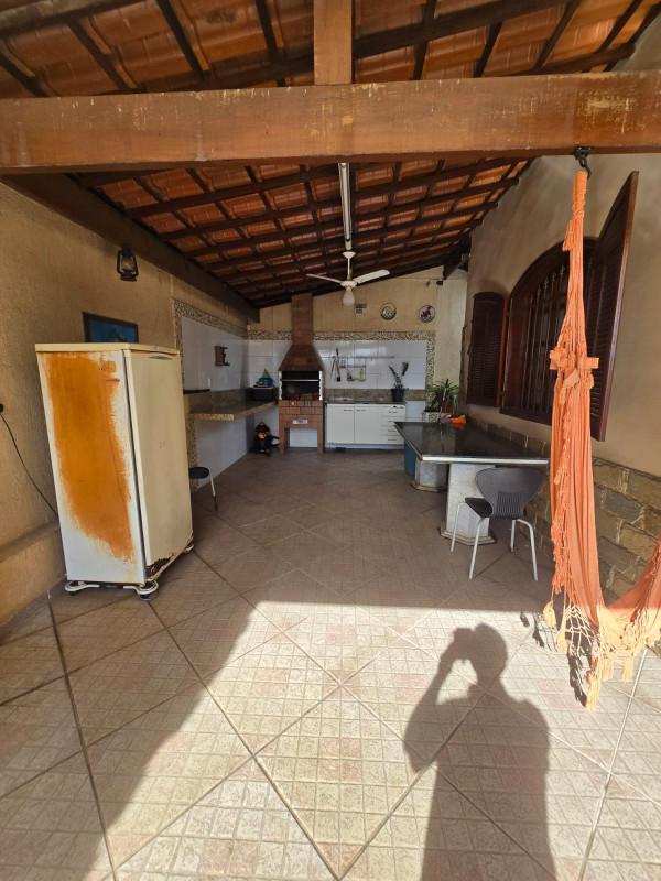 Casa, Europa, 3 Quartos, 4 Vagas, 2 Suítes