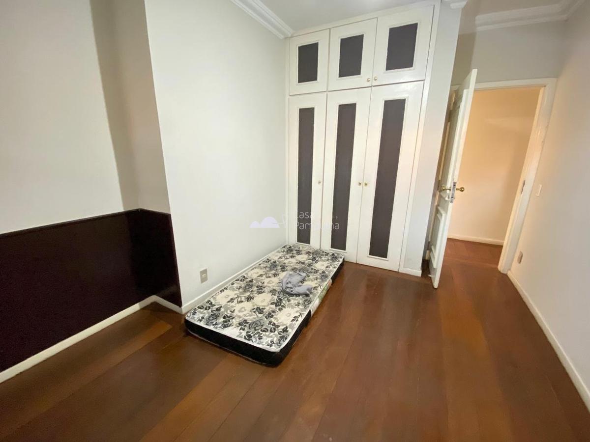 Casa, Santa Branca, 4 Quartos, 10 Vagas, 1 Suíte