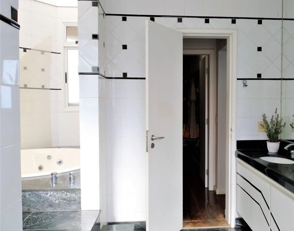 Casa, Vila Castela, 4 Quartos, 4 Vagas, 1 Suíte
