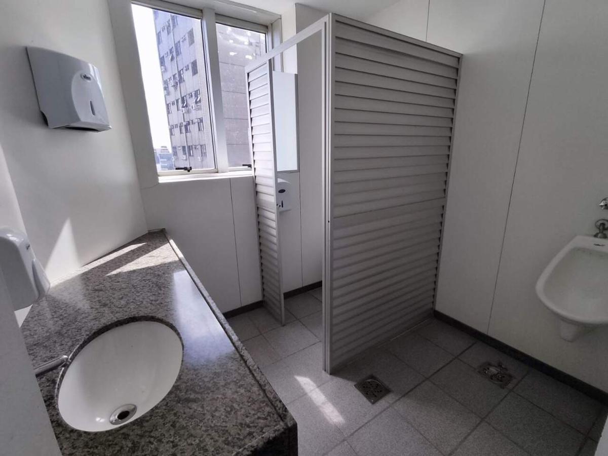 Sala, Estoril, 4 Vagas