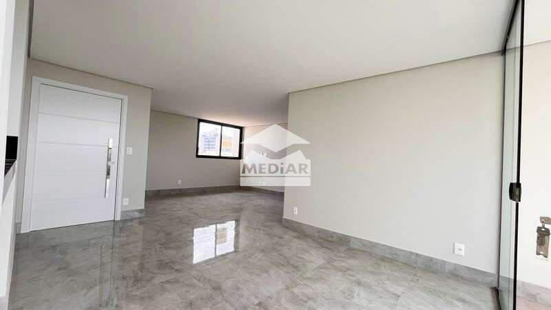 Apartamento, Castelo, 4 Quartos, 4 Vagas, 2 Suítes