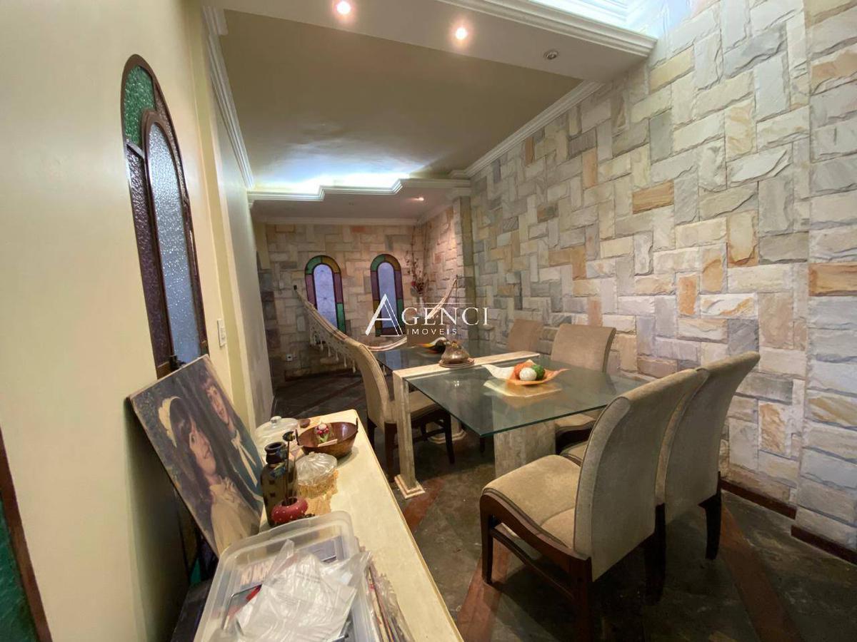 Casa, Camargos, 3 Quartos, 0 Vaga, 1 Suíte