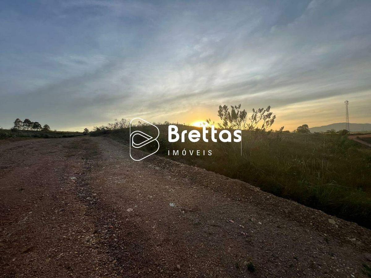 Lote, Centro, 0 Quarto, 0 Vaga