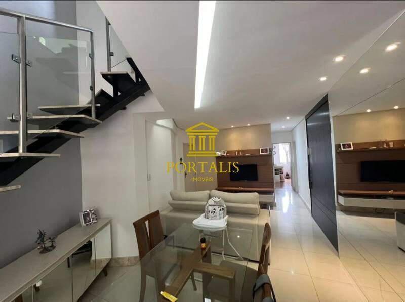 Cobertura, Buritis, 4 Quartos, 2 Vagas, 2 Suítes