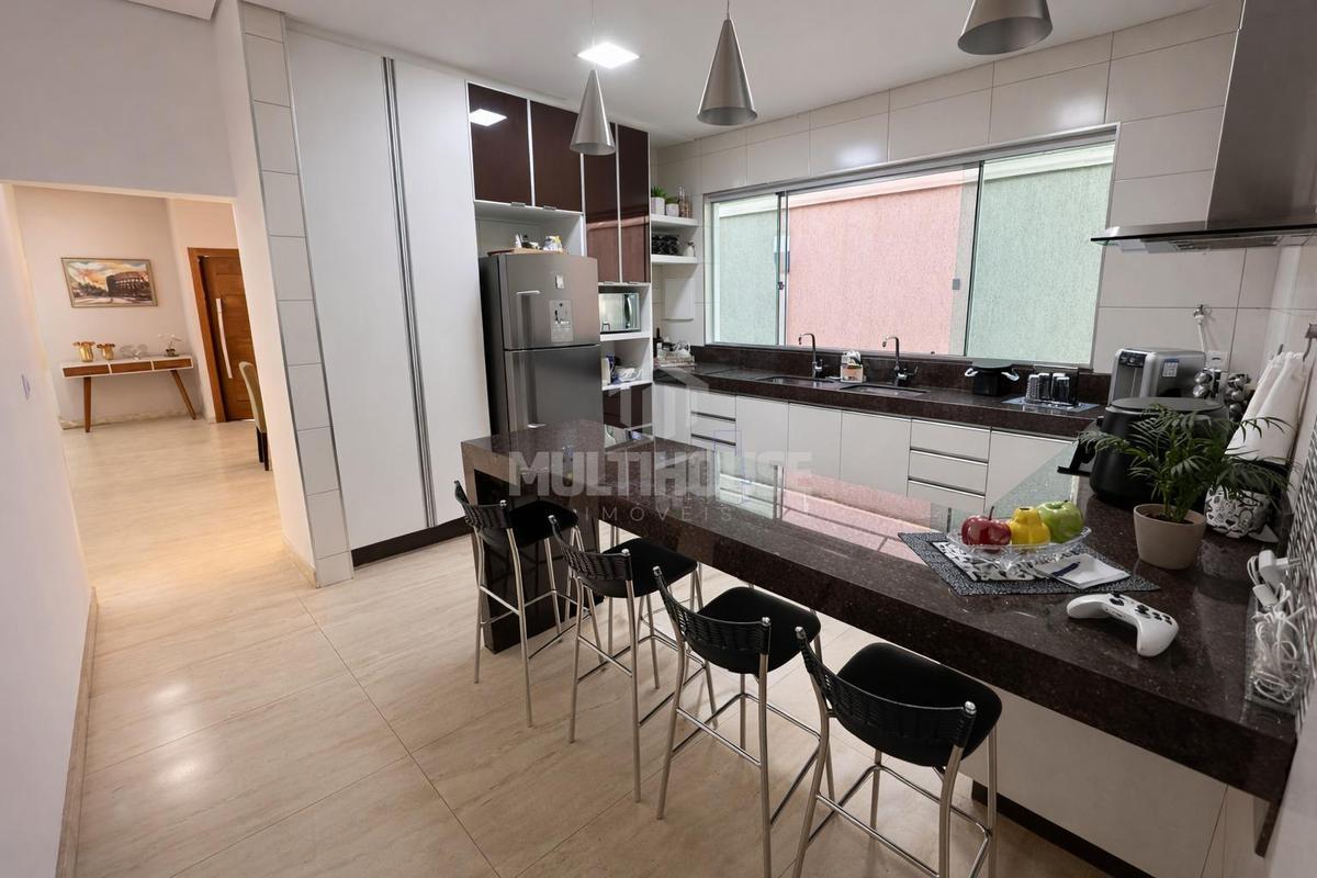 Casa, Condomínio Estância Silveira, 3 Quartos, 6 Vagas, 1 Suíte