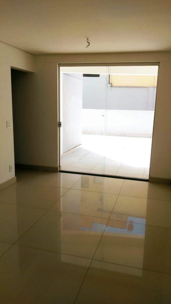 Apartamento, Serrano, 3 Quartos, 2 Vagas, 1 Suíte