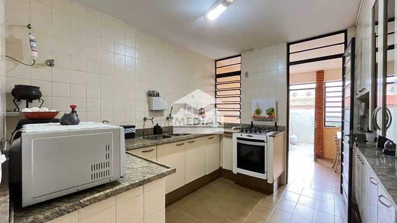 Casa, Comiteco, 4 Quartos, 3 Vagas, 2 Suítes