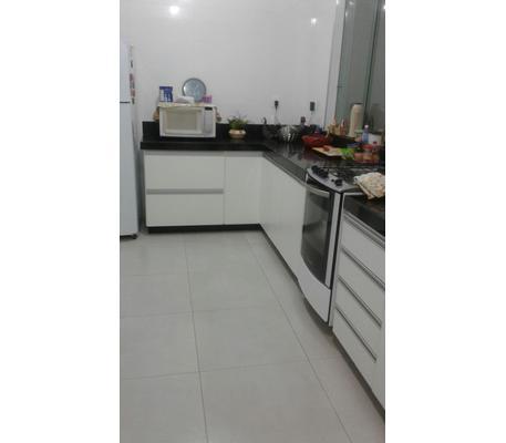 Casa, Xangrilá, 3 Quartos, 2 Vagas, 1 Suíte