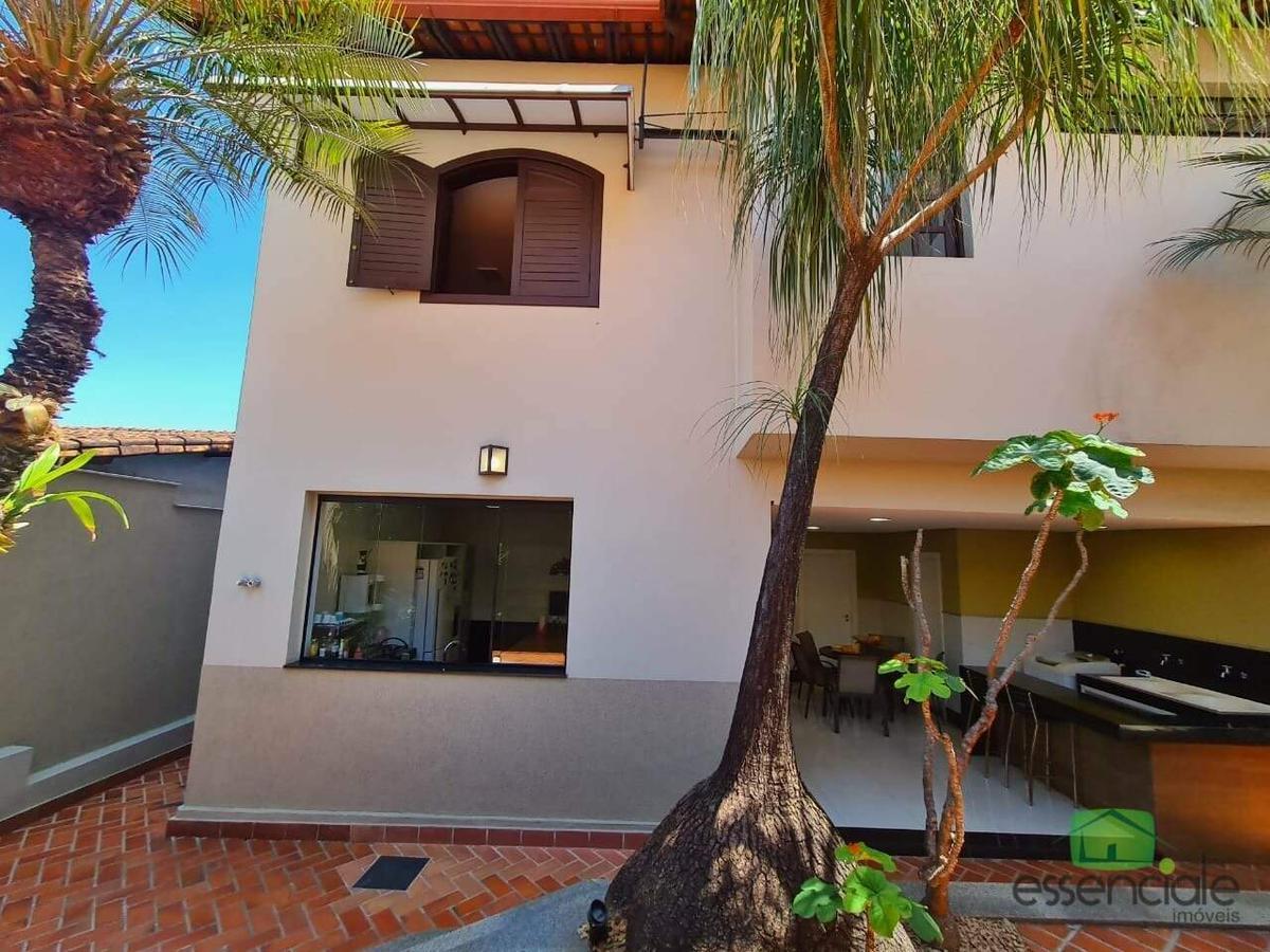 Casa, Fonte Grande, 3 Quartos, 4 Vagas, 3 Suítes
