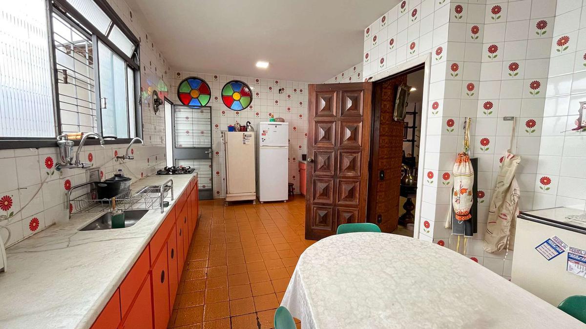 Casa, Serra, 7 Quartos, 8 Vagas, 2 Suítes