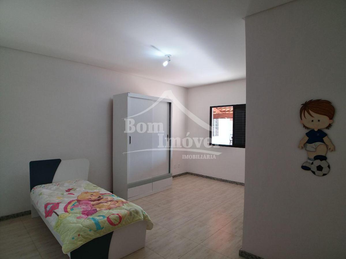 Fazenda, Zona Rural, 4 Quartos, 2 Vagas, 4 Suítes