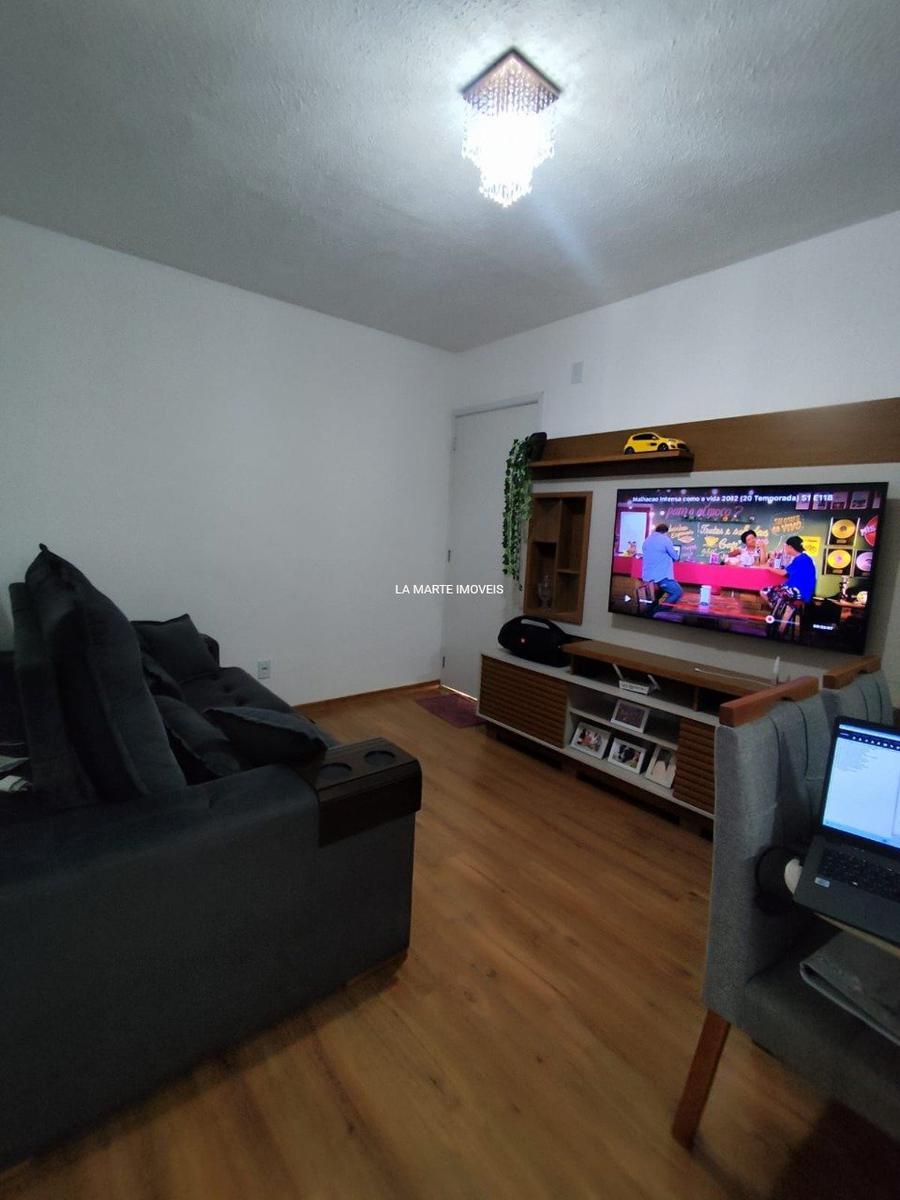 Apartamento, Nacional, 2 Quartos, 1 Vaga