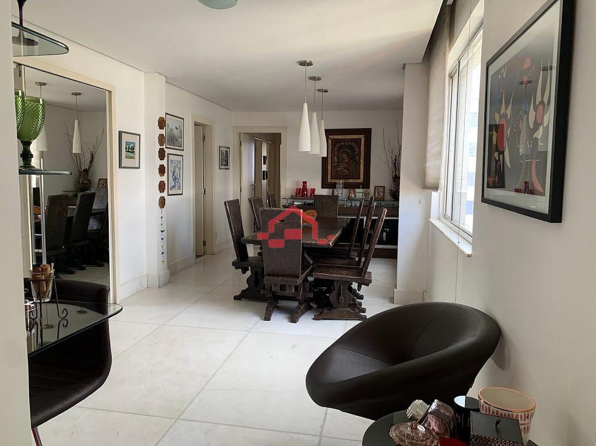 Apartamento, Funcionários, 4 Quartos, 2 Vagas, 1 Suíte