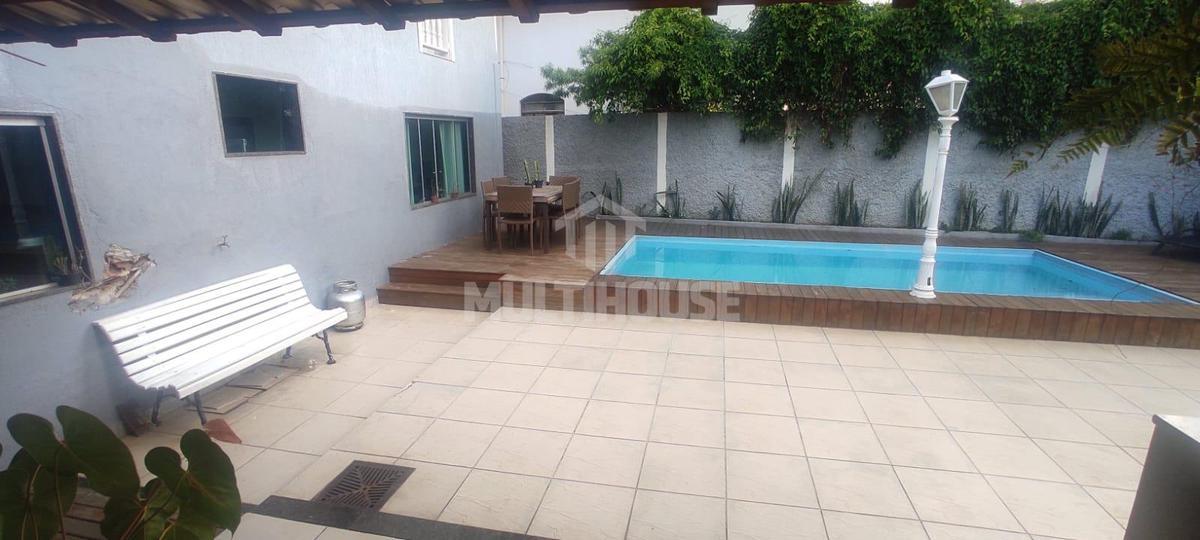 Casa, Heliópolis, 5 Quartos, 4 Vagas, 2 Suítes