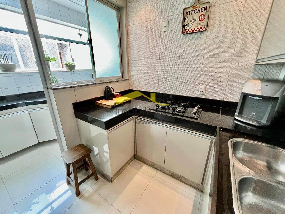 Apartamento, Estoril, 3 Quartos, 1 Vaga, 1 Suíte