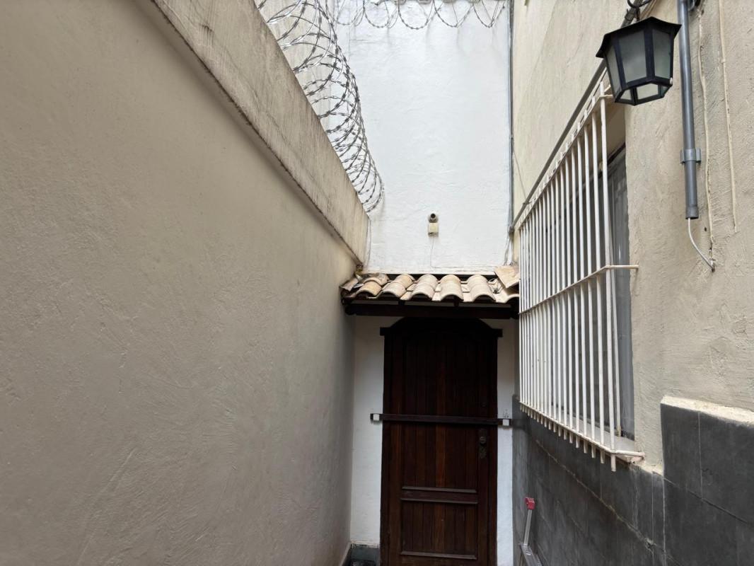 Casa, Jardim América, 5 Quartos, 5 Vagas, 2 Suítes