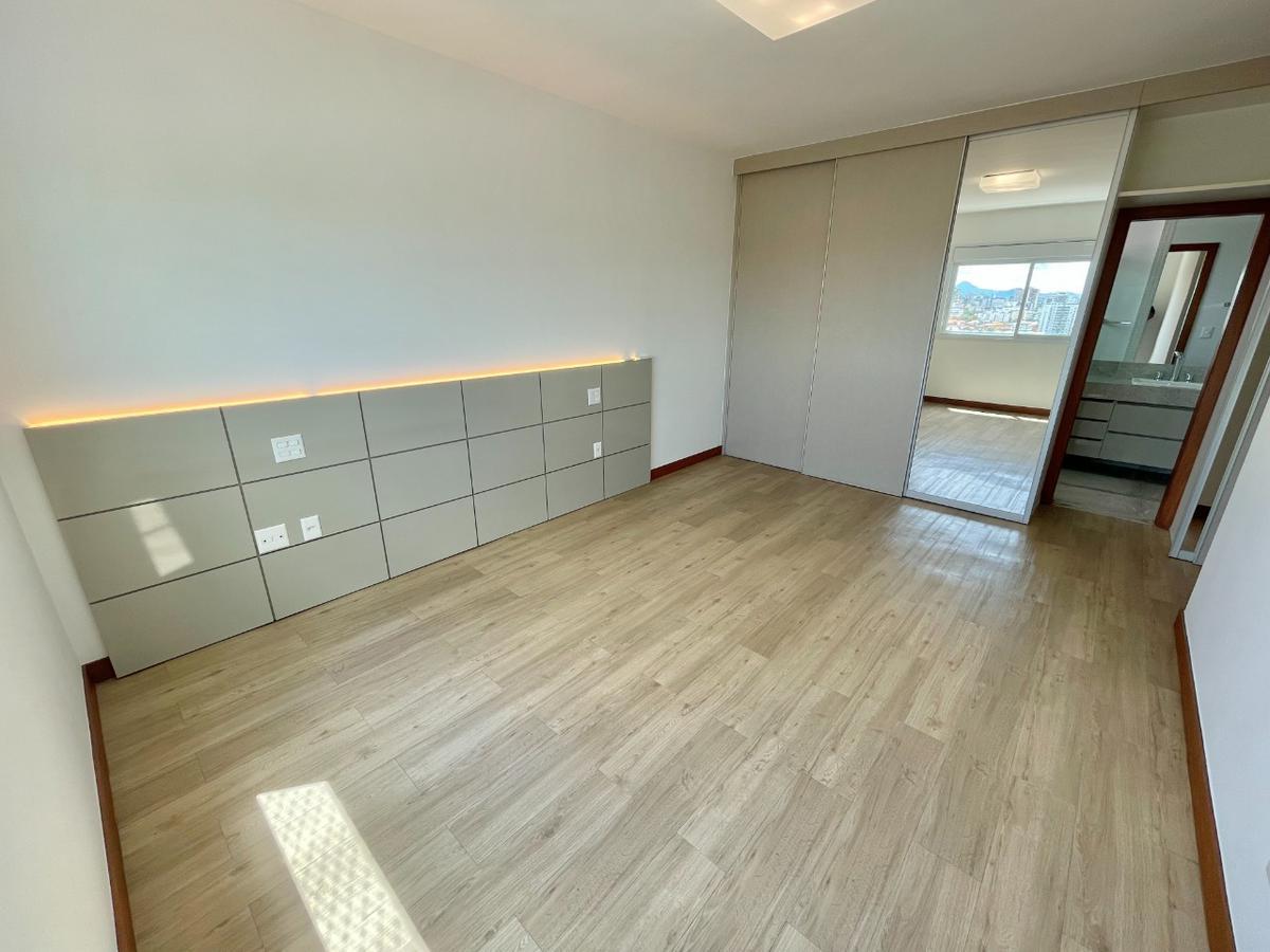 Apartamento, São José, 4 Quartos, 4 Vagas, 4 Suítes