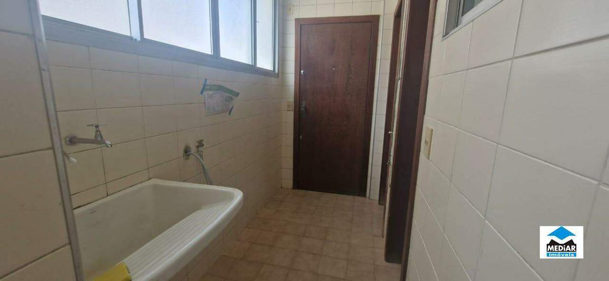 Apartamento, Funcionários, 3 Quartos, 1 Vaga, 1 Suíte