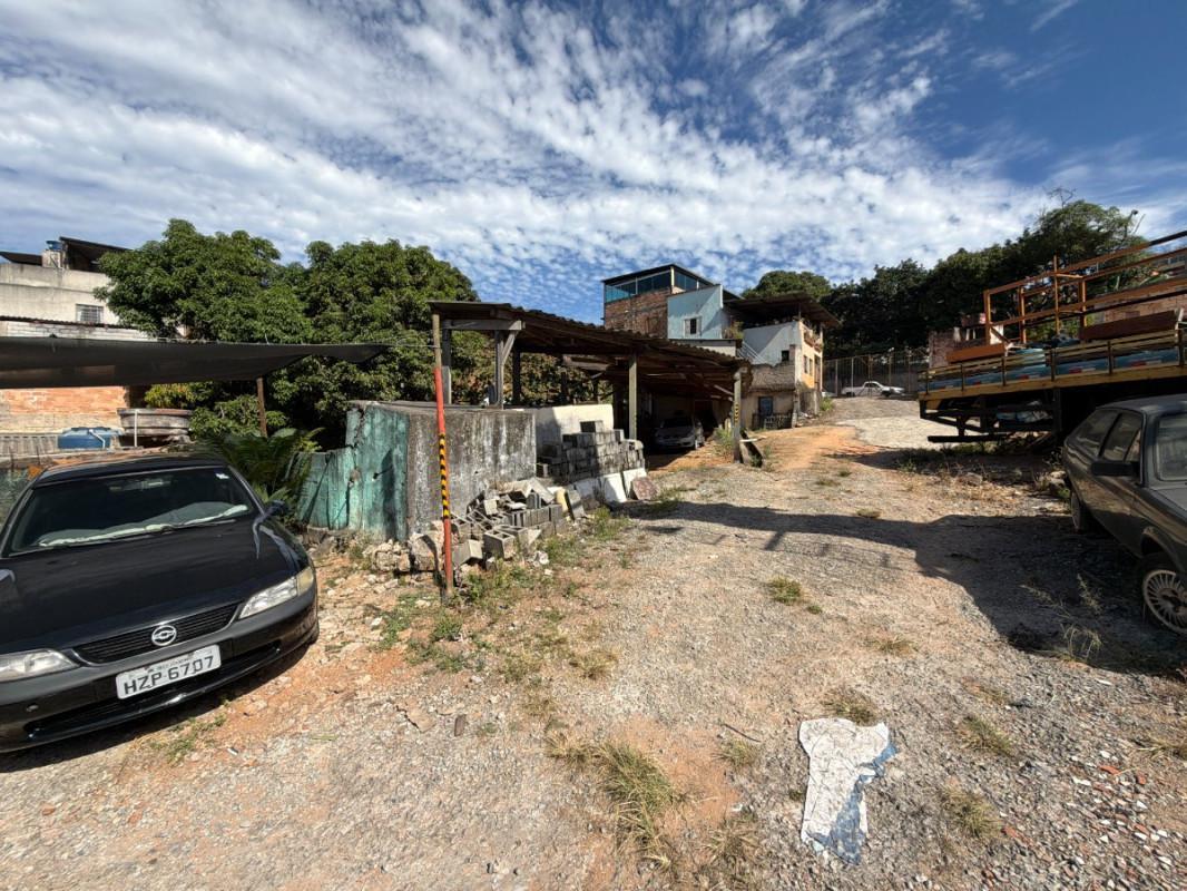 Lote, João Pinheiro, 0 Quarto, 0 Vaga