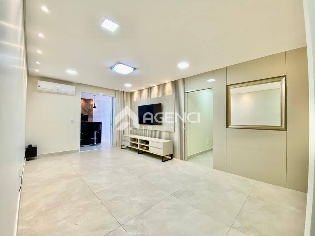 Apartamento, Cabral, 4 Quartos, 0 Vaga, 2 Suítes