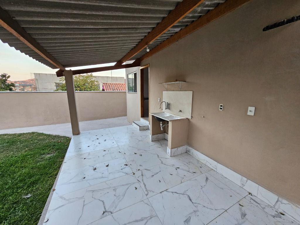 Casa, Nações Unidas, 2 Quartos, 0 Vaga, 1 Suíte