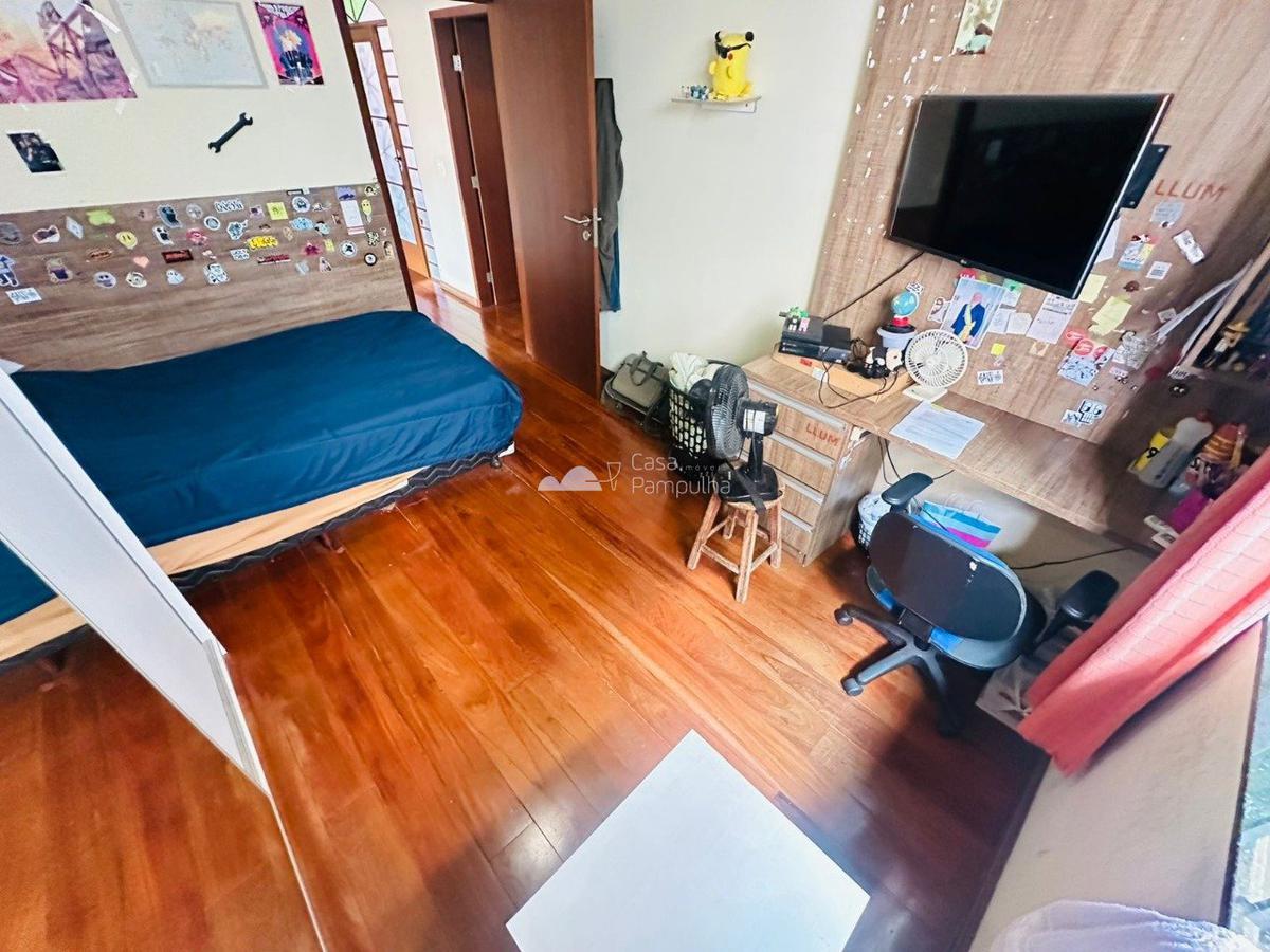 Casa, Santa Mônica, 2 Quartos, 4 Vagas, 1 Suíte