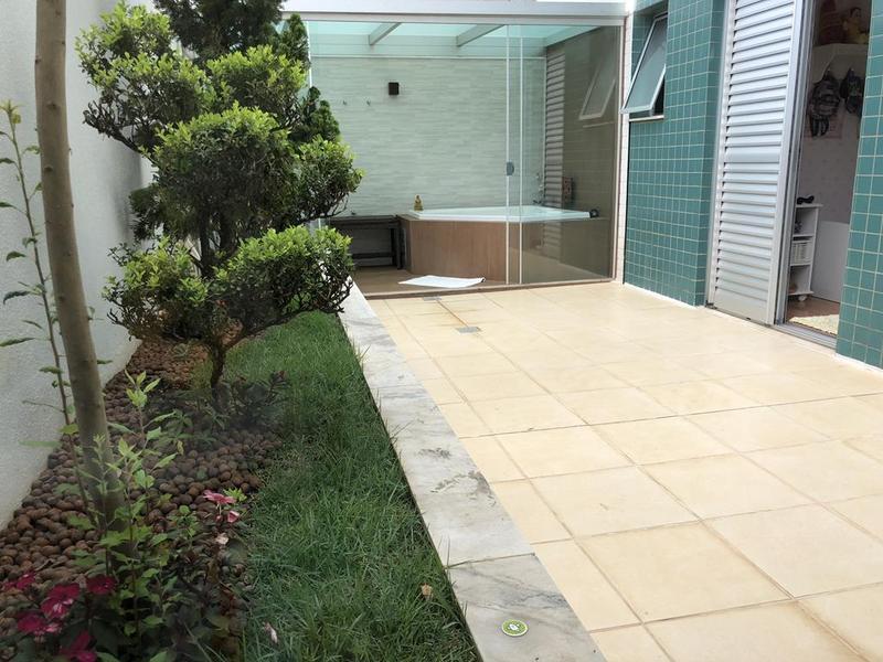 Área Privativa, Santa Efigênia, 4 Quartos, 2 Vagas, 1 Suíte