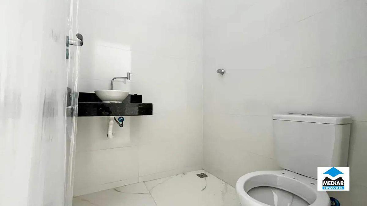 Casa, Santa Branca, 2 Quartos, 2 Vagas, 2 Suítes