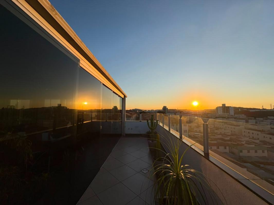Cobertura, Jardim Riacho das Pedras, 3 Quartos, 2 Vagas, 1 Suíte