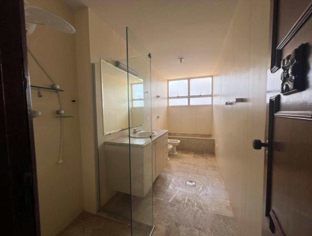 Apartamento, Funcionários, 4 Quartos, 4 Vagas, 1 Suíte