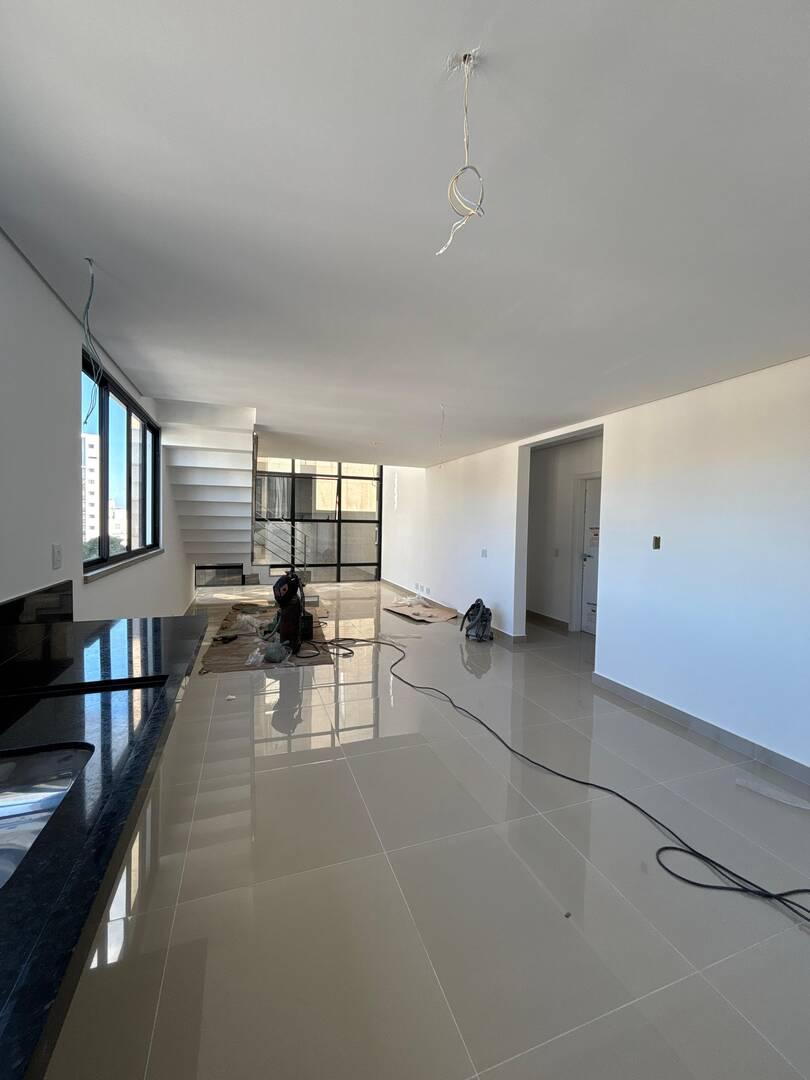 Cobertura, Cidade Nobre, 4 Quartos, 2 Vagas, 1 Suíte