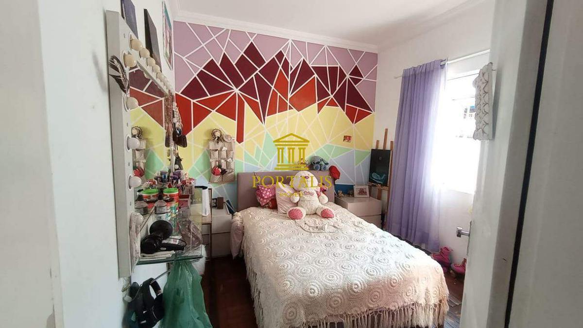 Casa, Colégio Batista, 4 Quartos, 2 Vagas, 2 Suítes