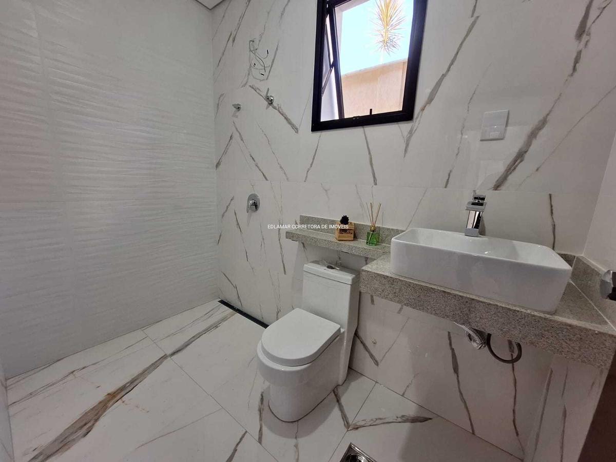 Casa, Flamengo, 3 Quartos, 3 Vagas, 2 Suítes