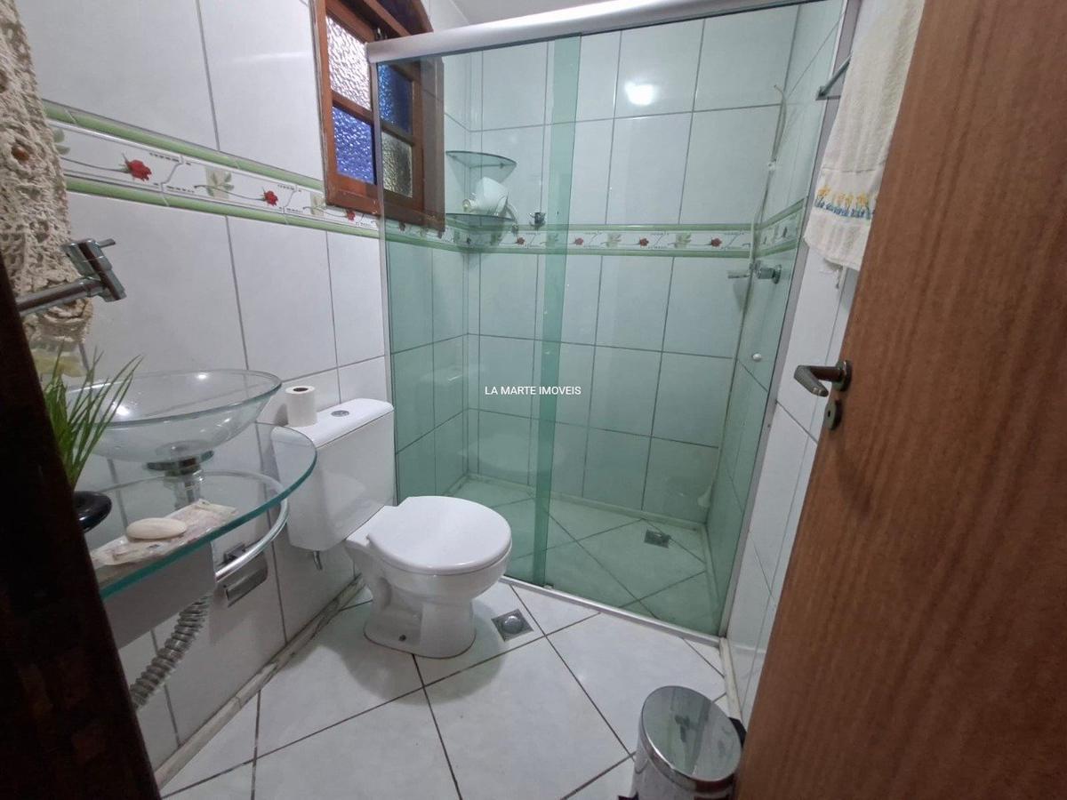 Casa, Amazonas, 3 Quartos, 5 Vagas, 1 Suíte