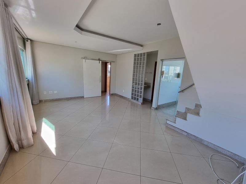 Cobertura, São Luiz (pampulha), 2 Quartos, 2 Vagas, 1 Suíte