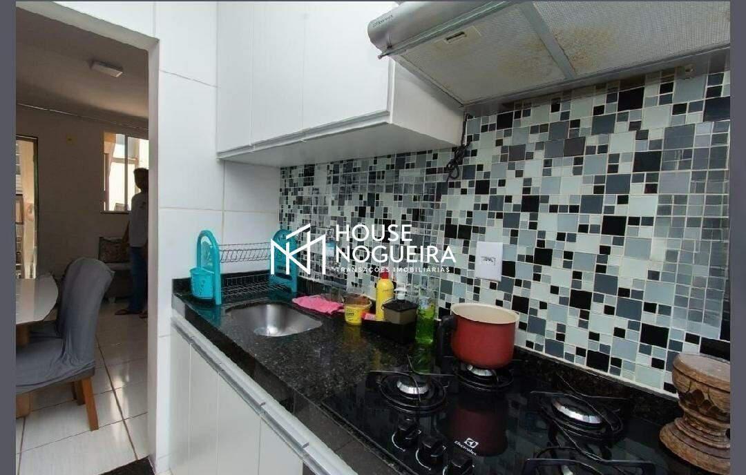 Apartamento, Solar do Barreiro, 2 Quartos, 1 Vaga