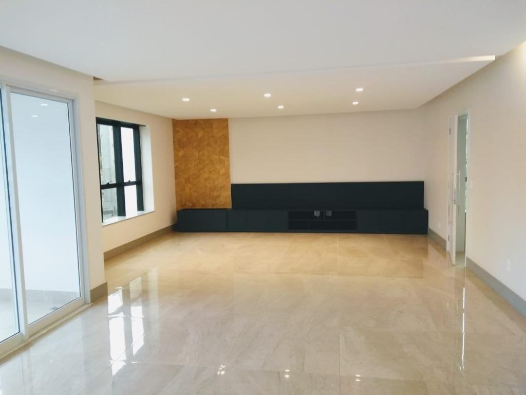 Apartamento, Carmo, 4 Quartos, 4 Vagas, 2 Suítes