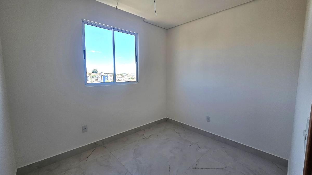 Cobertura, Miramar (barreiro), 3 Quartos, 2 Vagas, 1 Suíte