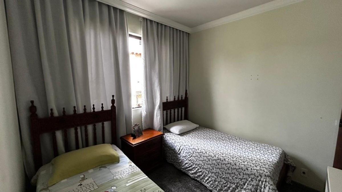 Casa, Santa Amélia, 4 Quartos, 15 Vagas, 1 Suíte