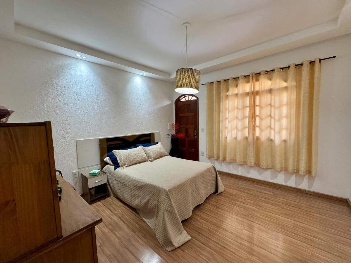 Casa, Diamante, 4 Quartos, 2 Vagas, 1 Suíte