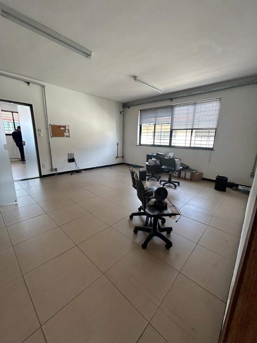 Casa Comercial, Nova Suíssa, 8 Quartos, 10 Vagas