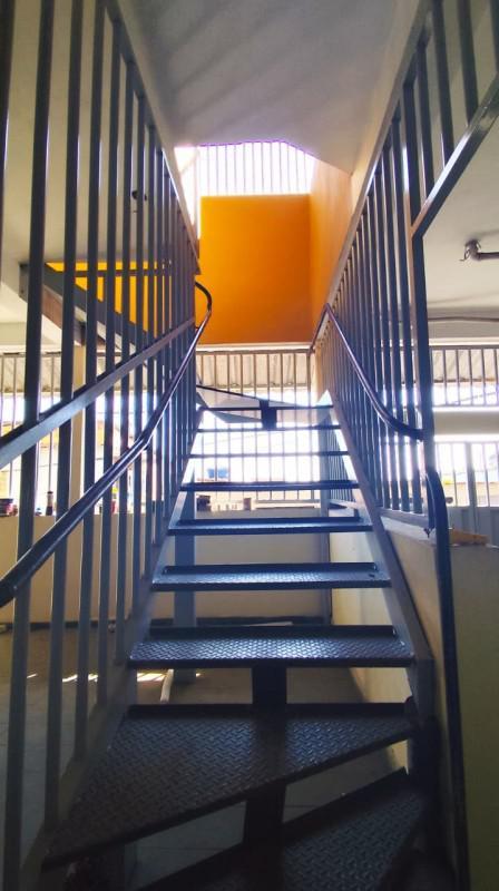 Prédio, Olaria, 11 Quartos, 4 Vagas, 9 Suítes