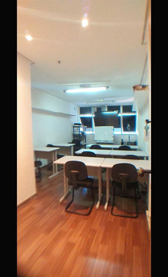 Sala, Centro